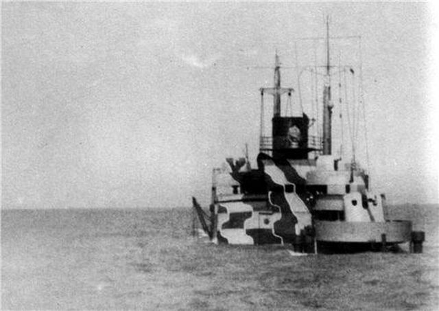 Le 07 Août 1942, le Sperrbrecher 170 s'échoue après avoir été touché par une mine au large d'Ostende par 9,20 m de fond