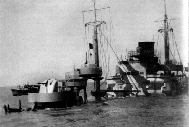 Le 07 Août 1942, le Sperrbrecher 170 s'échoue après avoir été touché par une mine au large d'Ostende par 9,20 m de fond