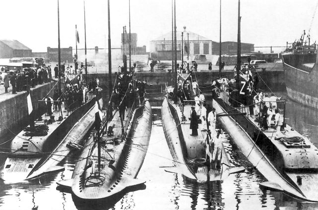 Sous-Marins à Leith (Écosse) en Novembre 1934 © Musée de la Marine