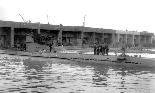 Arrivée d'un U-Boot de Type VII-C à Saint-Nazaire au printemps 1943