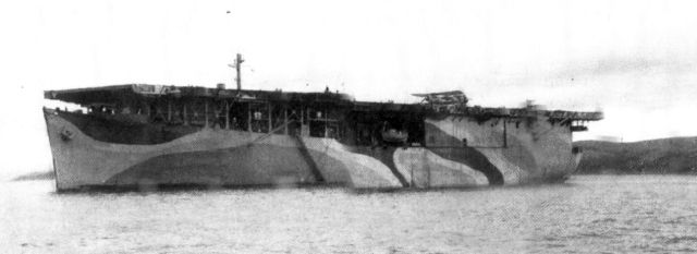 H.M.S. Avenger en Juillet 1942 (© BfZ)