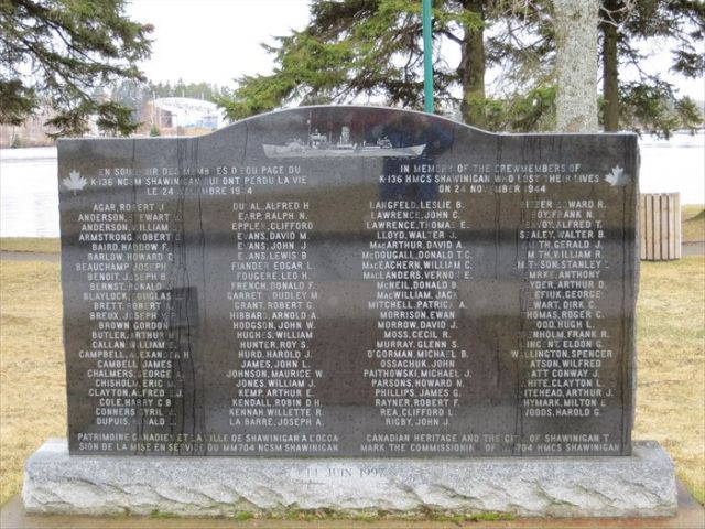 Le Monument du H.M.C.S Shawinigan (© http://www.forposterityssake.ca/Navy/HMCS_SHAWINIGAN_K136.htm)